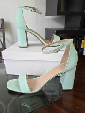 Kelly & Katie Mint Green Suede Block Heel Sandals